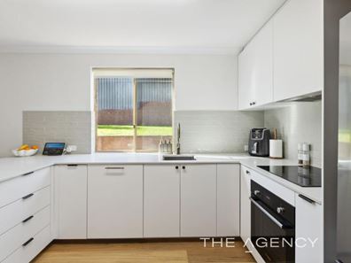 4/52 Tyler Street, Joondanna WA 6060