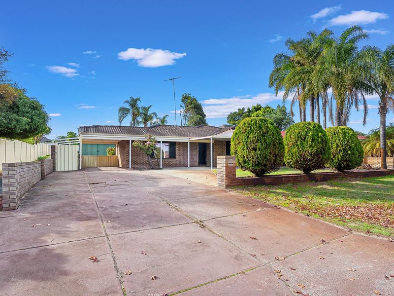 11 Elderberry Circle, Halls Head WA 6210