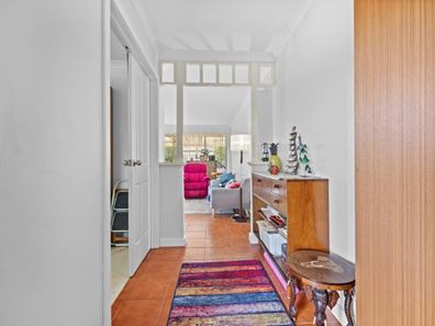 12 Springfield Court, Warnbro WA 6169