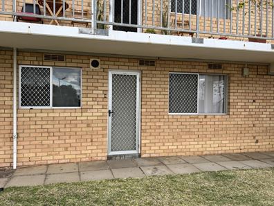 2/137 George  Road, Beresford WA 6530
