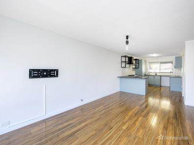 4/35 Burbridge Avenue, Koondoola WA 6064