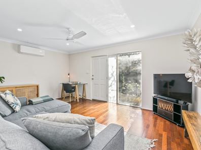 2/196 Preston Point Road, Bicton WA 6157