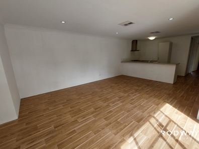 10 Narran St, Hilbert WA 6112