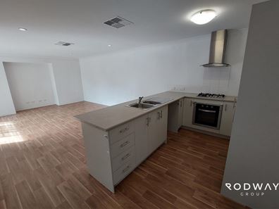 10 Narran St, Hilbert WA 6112