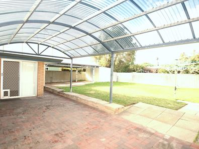 4 Mensa Close, Rockingham WA 6168