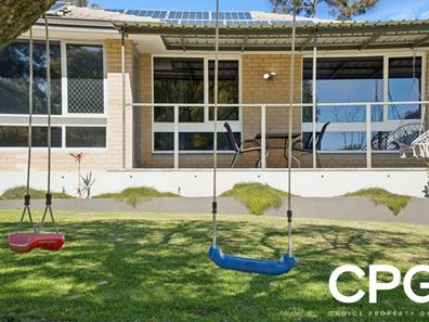 19 Phillip Grove, Kalamunda WA 6076