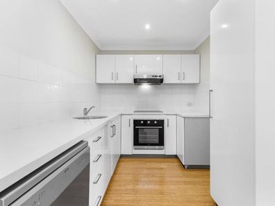 8/82 Reid Promenade, Joondalup WA 6027