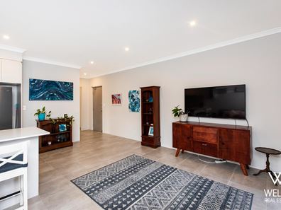 8/381 Daly Street, Cloverdale WA 6105