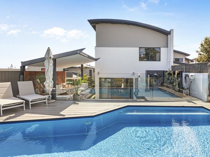 9A Cobb Street, Scarborough WA 6019