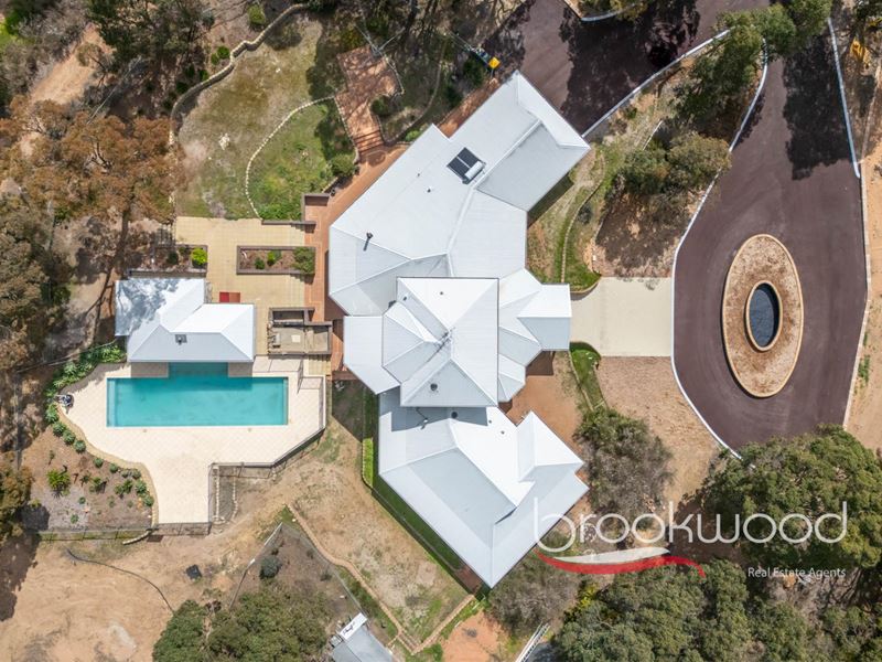 21 Barbarich Drive, Gidgegannup