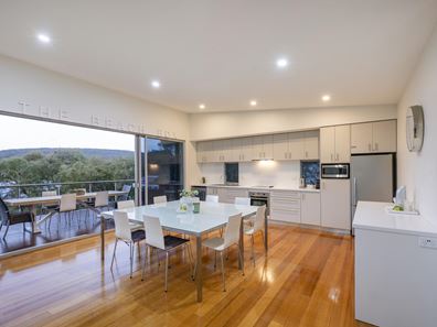 4/26 Yallingup Beach Road, Yallingup WA 6282