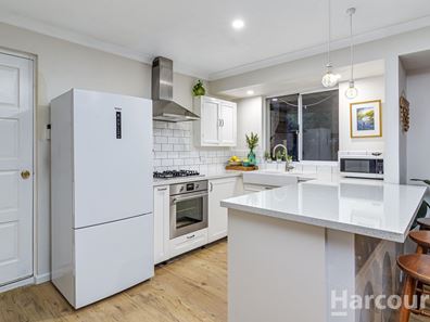 21 Fairmont Place, Currambine WA 6028