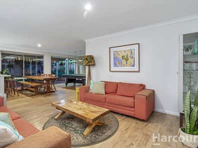 21 Fairmont Place, Currambine WA 6028