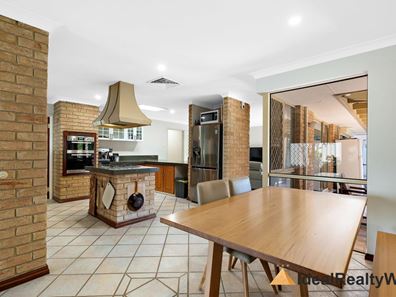 142 Rostrata Avenue, Willetton WA 6155