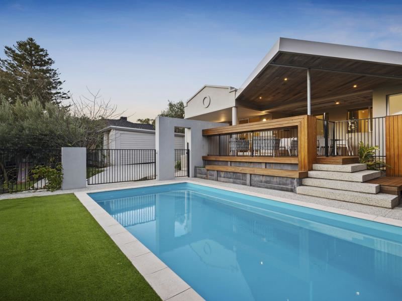 30 Camborne Avenue, City Beach