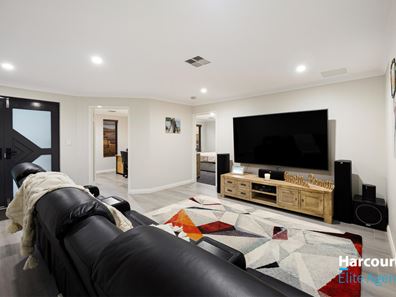 15 Windermere Way, Waikiki WA 6169