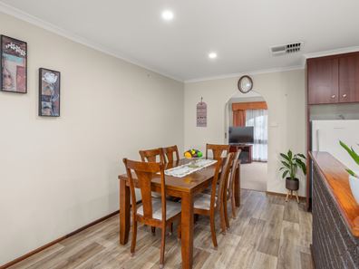 15 Wilkes Street, Carey Park WA 6230
