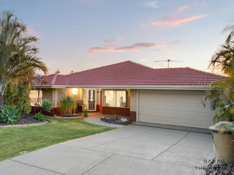 7 Fairmount Close, Bibra Lake WA 6163