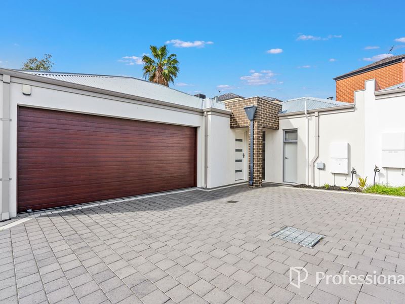 4/6 Canterbury Court, Nollamara WA 6061