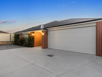 8 Redtail Close, Gosnells WA 6110