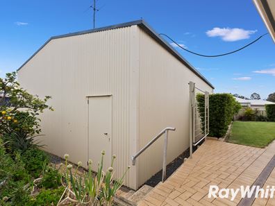 2 Mckay Avenue, Waroona WA 6215