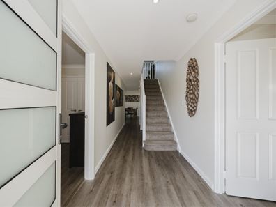 6 Dakar Way, Mindarie WA 6030