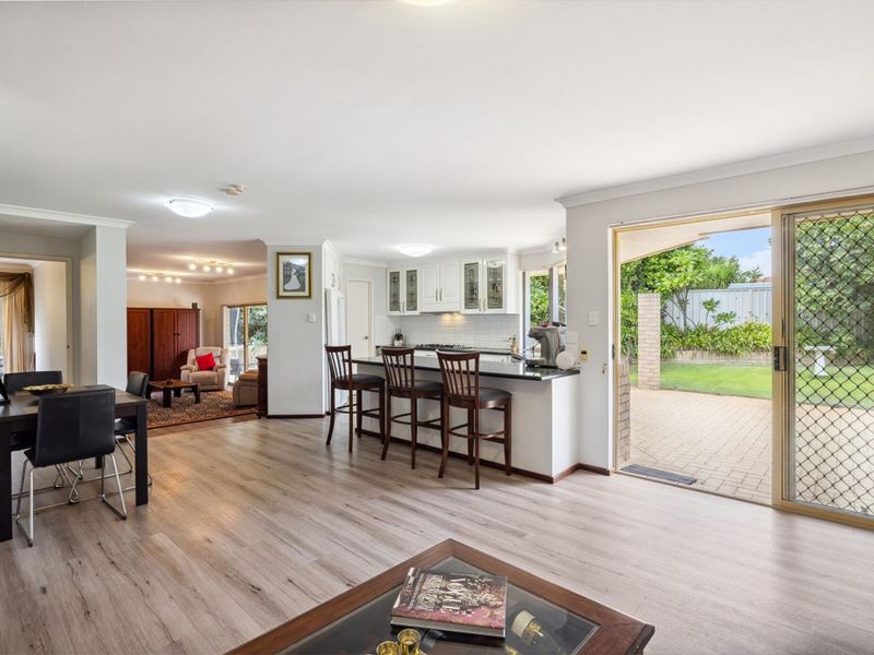 13 Mauldon Mews, Winthrop WA 6150