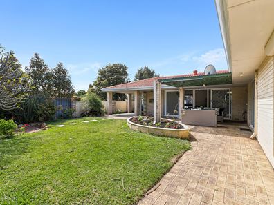 2 Adalia Street, Kallaroo WA 6025