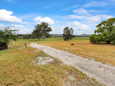 2174 Lakes Road, North Dandalup WA 6207