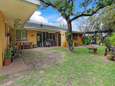 2174 Lakes Road, North Dandalup WA 6207