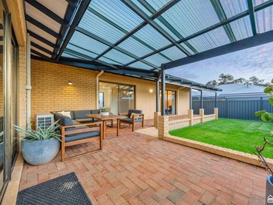 35 Fancote Street, Kelmscott WA 6111