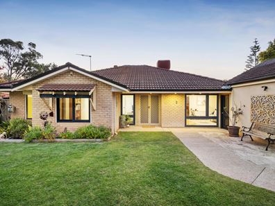 3 Chantilly Way, Connolly WA 6027