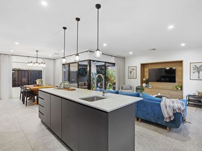 4 Stipa Court, Gwelup WA 6018