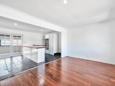 5 Felicia Street, Rangeway WA 6530