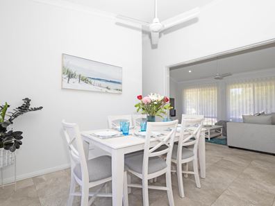 118 Thomas Street, Leeman WA 6514
