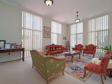 8 Altura Rise, Dianella WA 6059