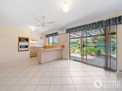37B Pioneer Drive, Yangebup WA 6164