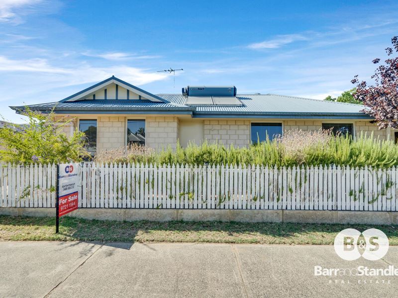 17 Hayes  Street, Bunbury WA 6230