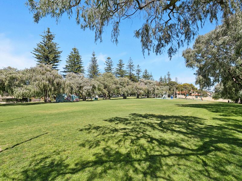 25 Clive Road, Cottesloe WA 6011