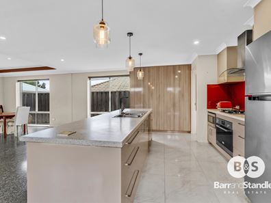 14 Norfolk Lane, Australind WA 6233