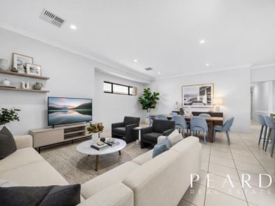 8 Limari Place, Sinagra WA 6065