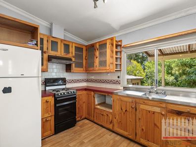 115 Kenny Street, Bassendean WA 6054