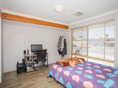 103 Pelican Parade, Ballajura WA 6066