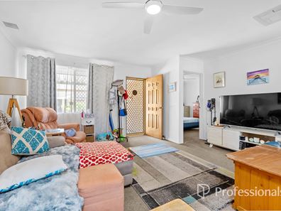 15/16 Hefron Street, Rockingham WA 6168