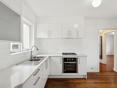 11 Jennings Way, Lockridge WA 6054