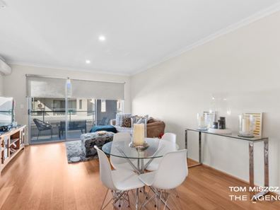 15/233 Wharf Street, Queens Park WA 6107