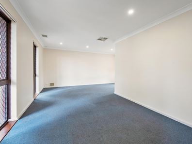 26 Menzies Place, Thornlie WA 6108