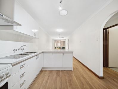 4/3 Netley Place, Armadale WA 6112
