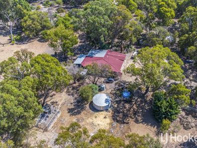 134 Newnham Road, Lake Clifton WA 6215