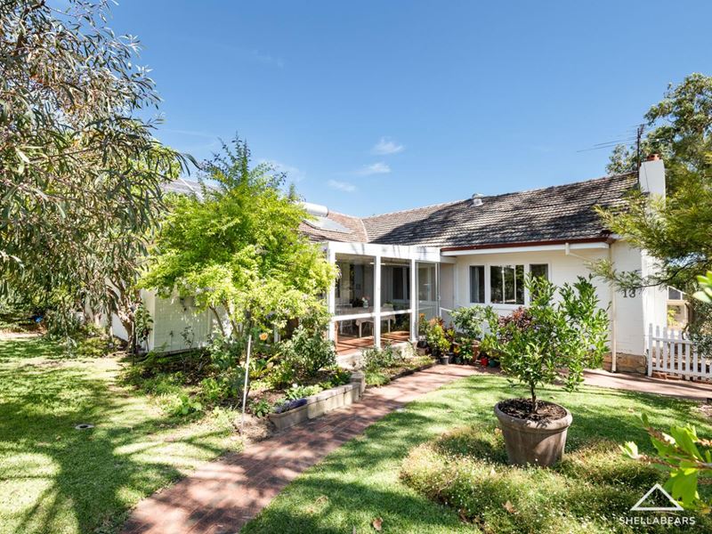 13 College Road, Claremont WA 6010